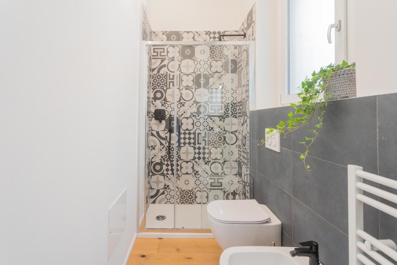 A Step From The Lake Apartment By Rent All Como Ngoại thất bức ảnh