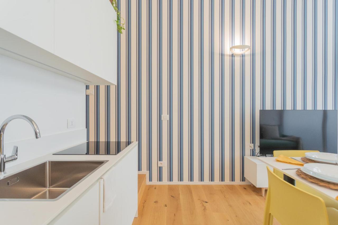 A Step From The Lake Apartment By Rent All Como Ngoại thất bức ảnh