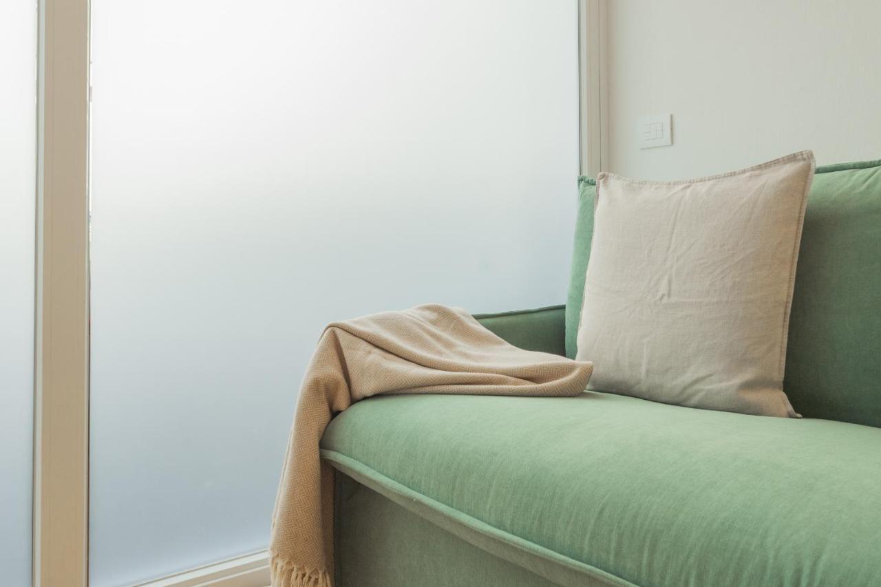 A Step From The Lake Apartment By Rent All Como Ngoại thất bức ảnh